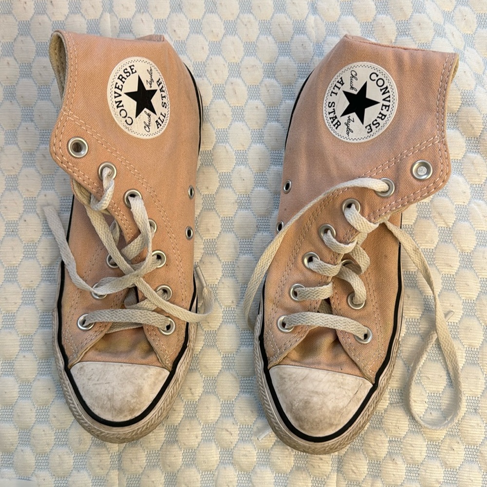 Pink Women’s High Top Converse Size 7